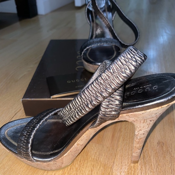 Gucci shoes with cork heel - used once. - Picture 2 of 4